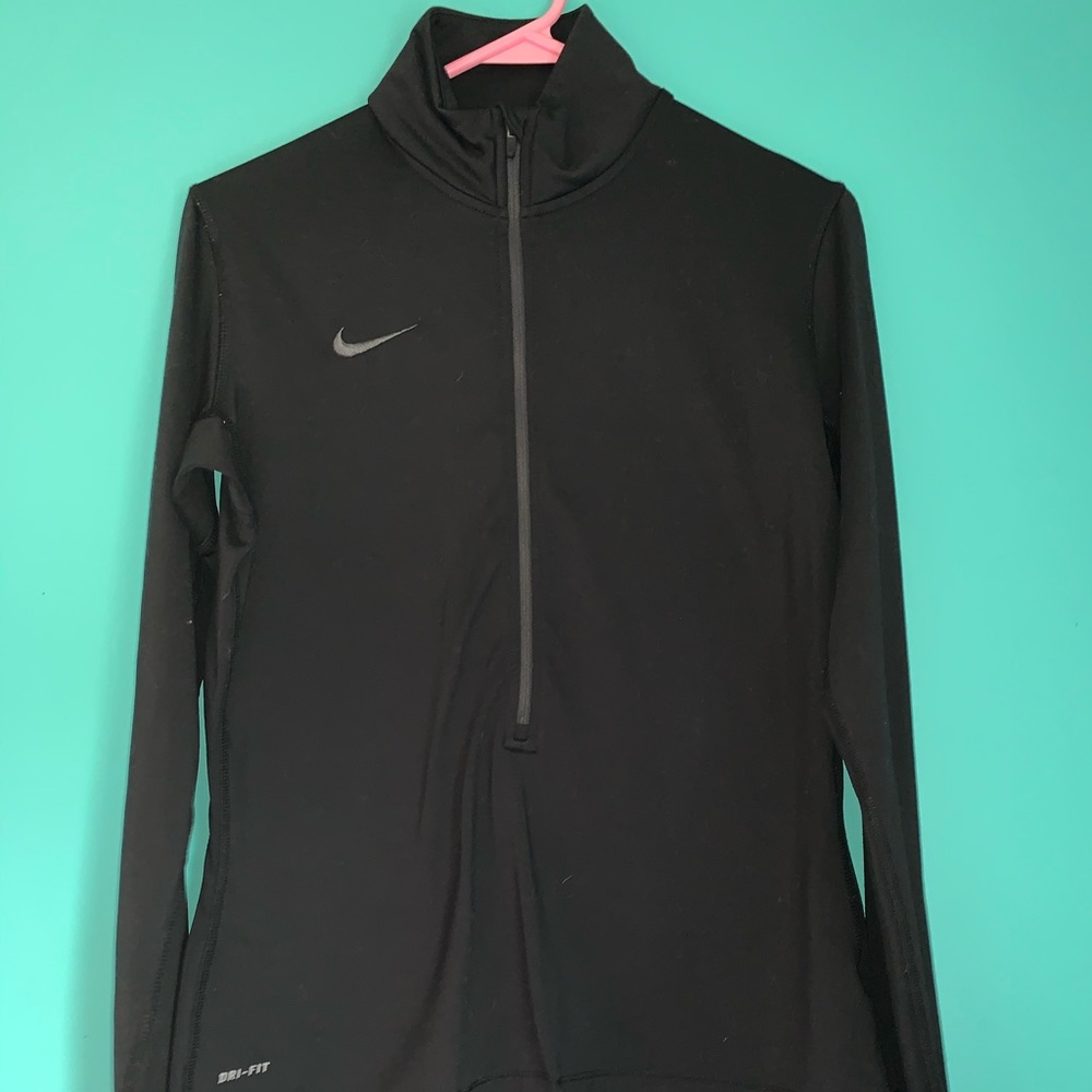 Women’s 1/2 Zip Nike Pullover